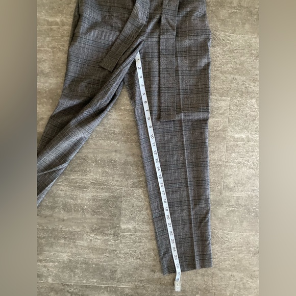 Reitmans High-Waisted Pants - Size 2 Petite - Picture 3 of 4